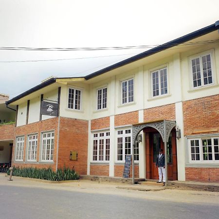 Railway Lodge Hostel Hatton Ngoại thất bức ảnh