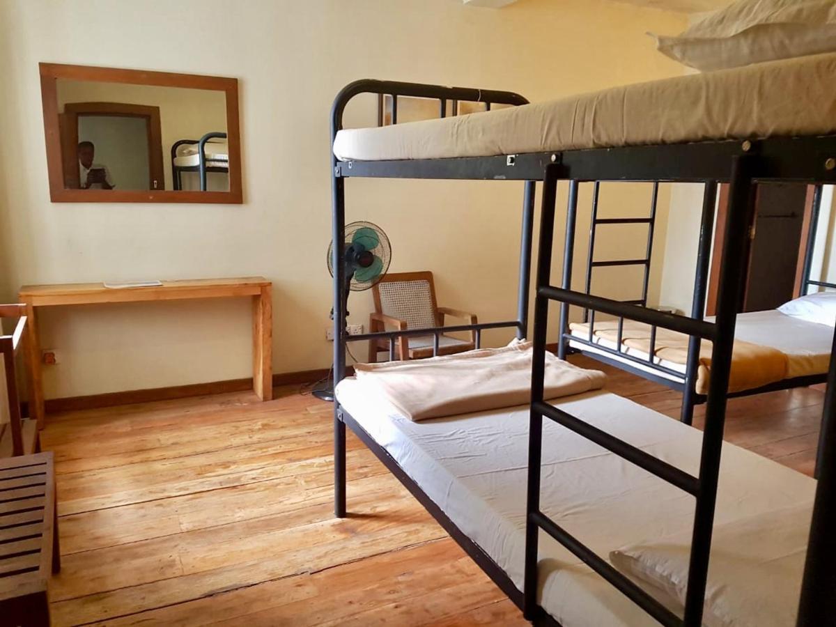Railway Lodge Hostel Hatton Ngoại thất bức ảnh